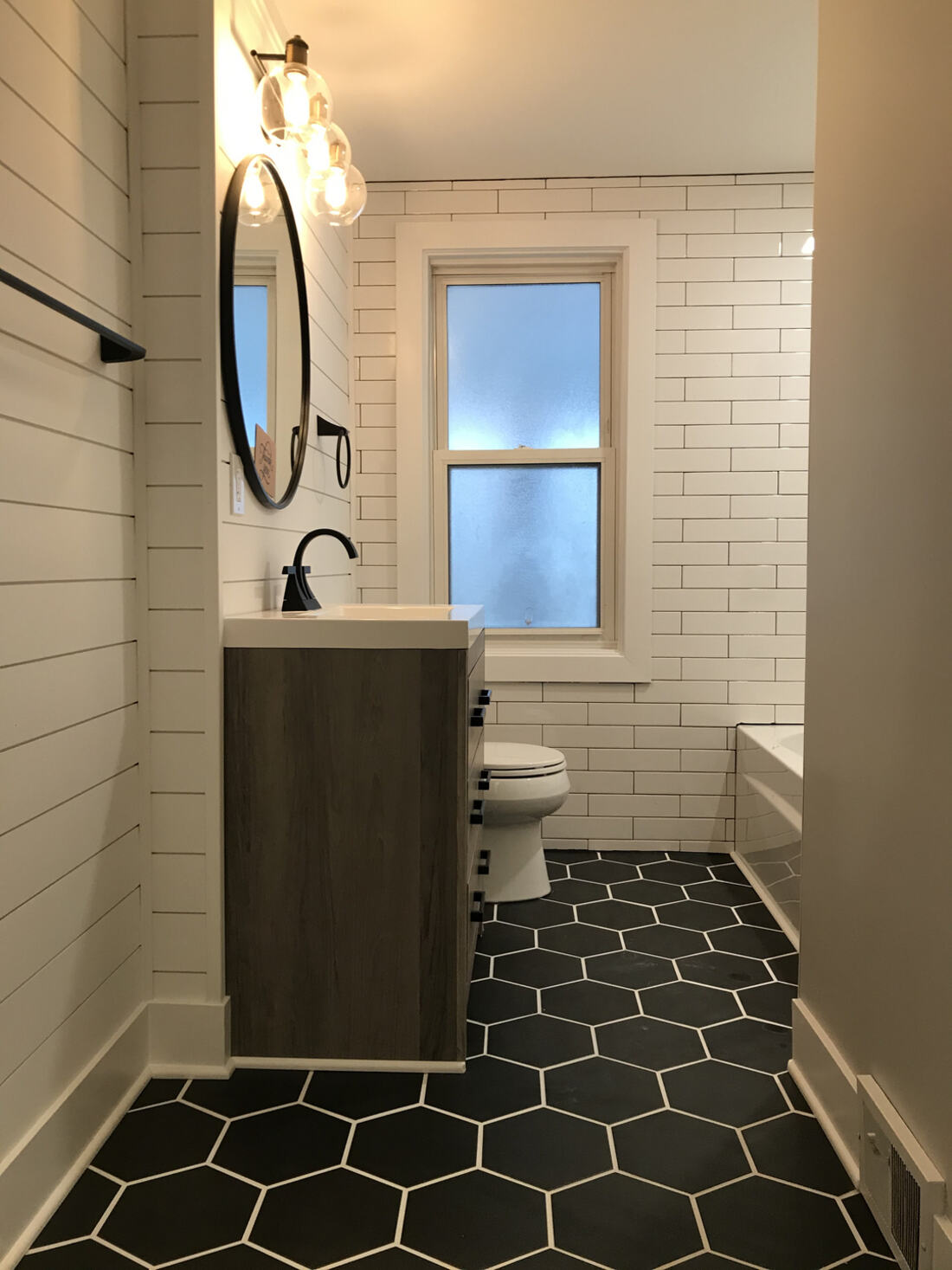 Hex-tile bar